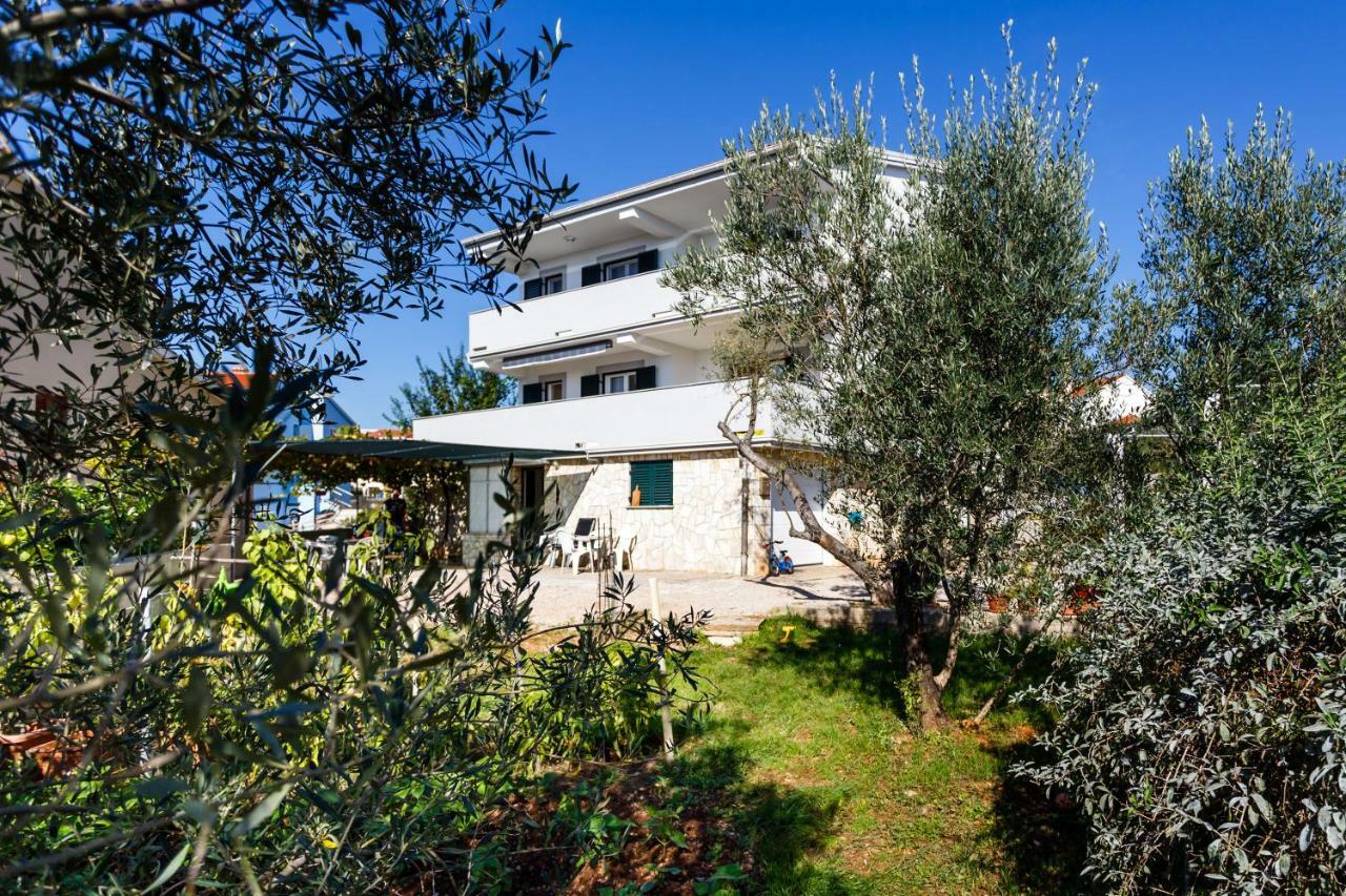 Apartment Anton Krk Town Esterno foto