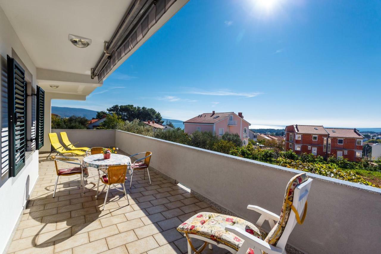 Apartment Anton Krk Town Esterno foto